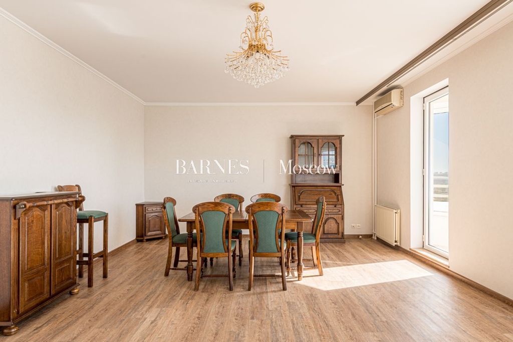 m. Studencheskaya: Apartment, 2-rooms