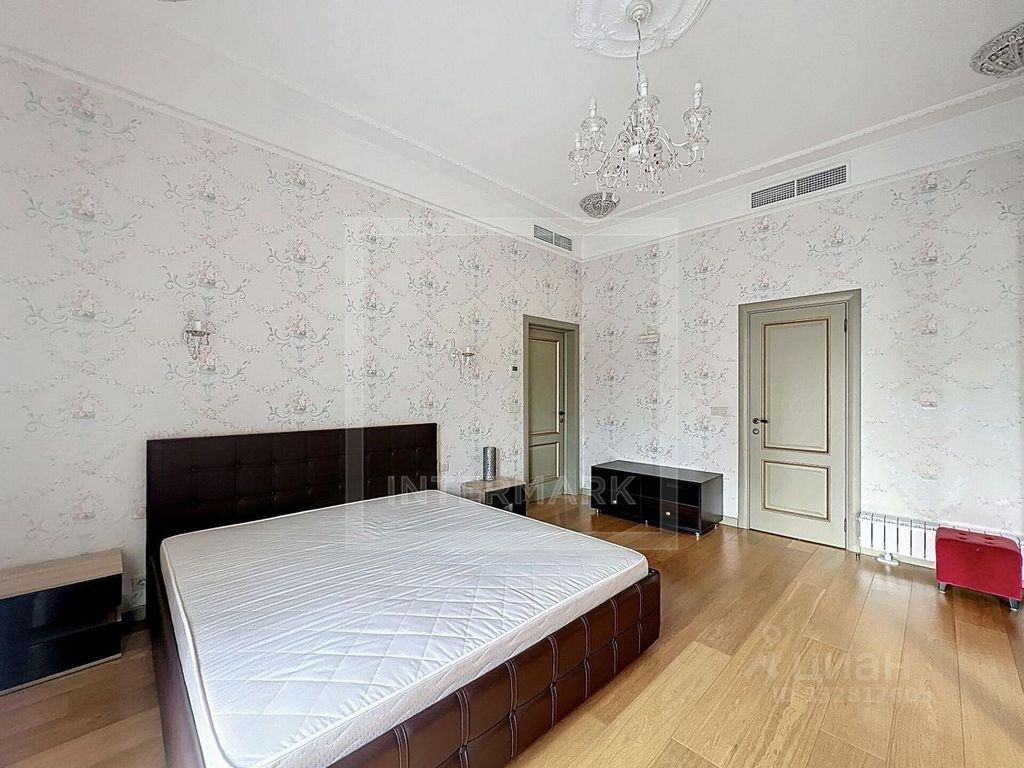 m. Frunzenskaya: Apartment, 4-rooms