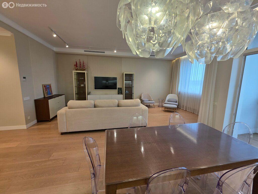 m. Spartak: Apartment, 3-rooms