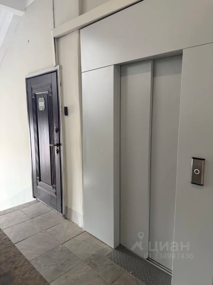 m. Krasnye vorota: Apartment, 2-rooms