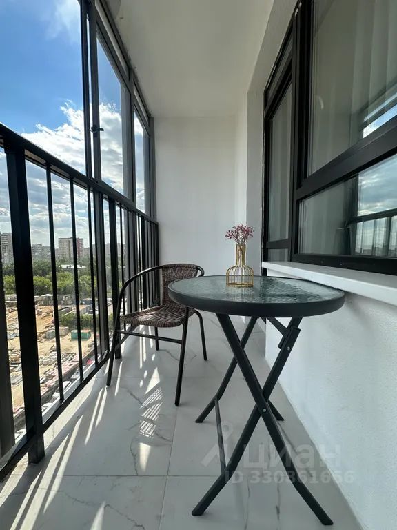 m. Lukhmanovskaya: Apartment, 1-rooms