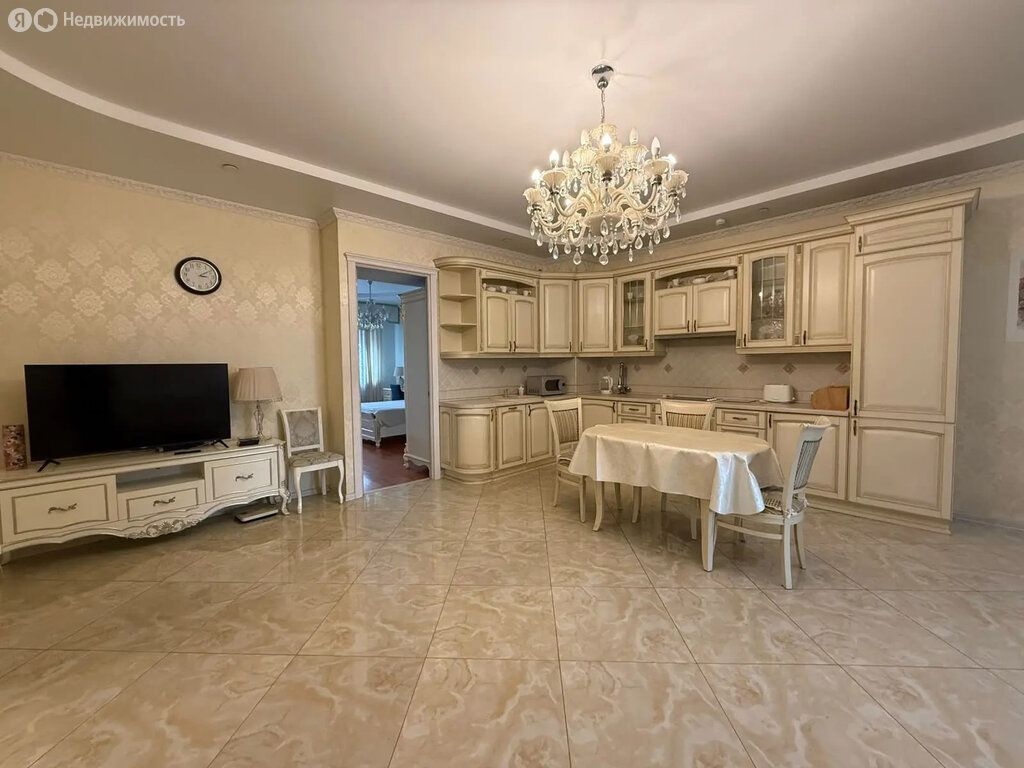 m. Novatorskaya: Apartment, 3-rooms