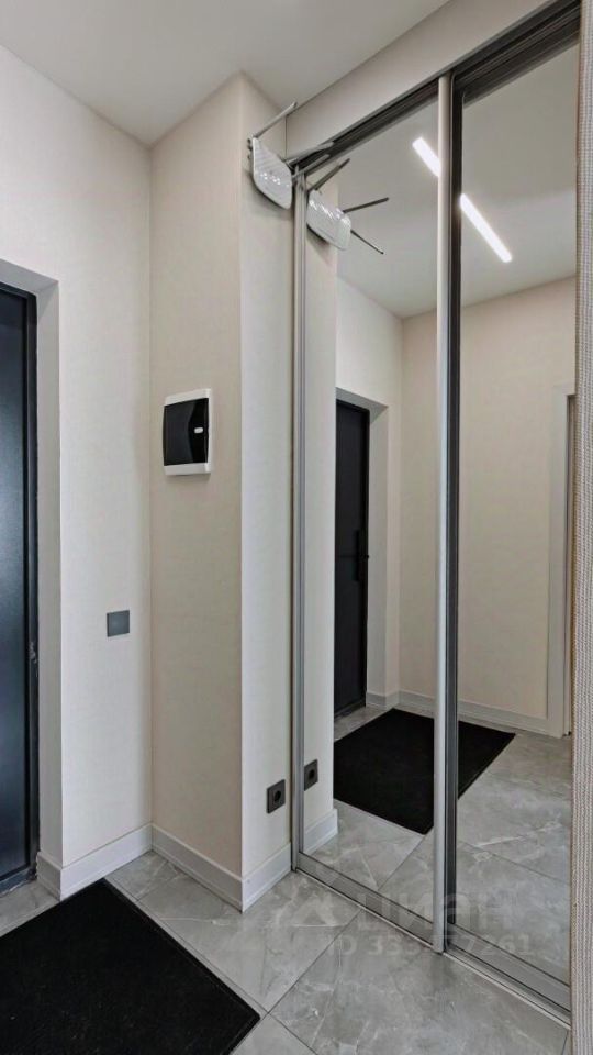 m. Oktyabrskoe pole: Apartment, 1-rooms