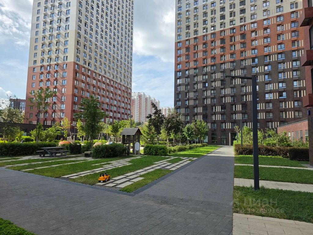 m. Aminyevskaya: Apartment, 2-rooms