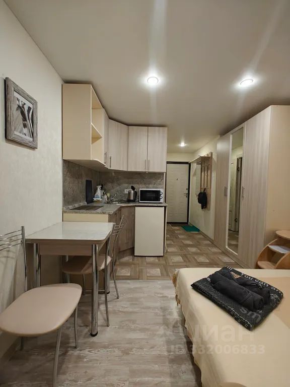 m. Prazhskaya: Apartment, studio