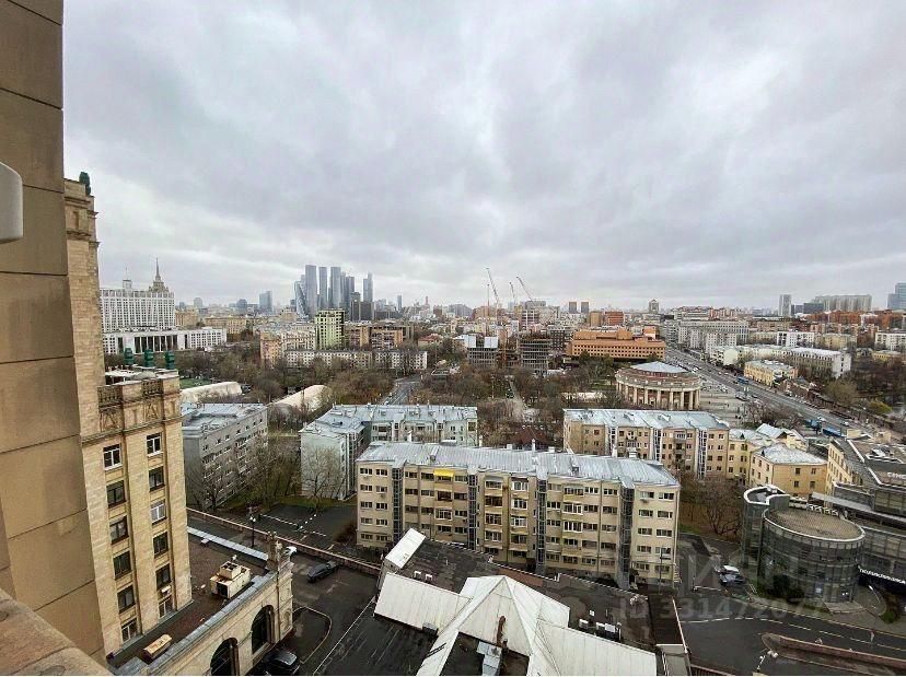 m. Barrikadnaya: Apartment, 2-rooms