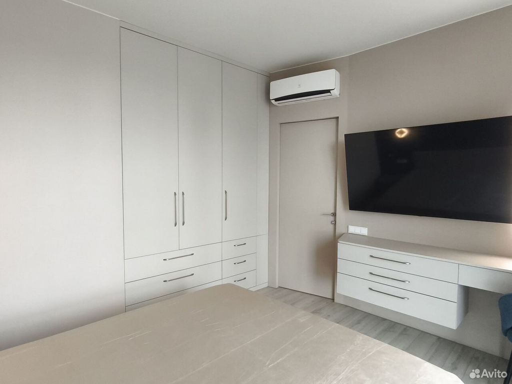 m. Vodny stadion: Apartment, 3-rooms