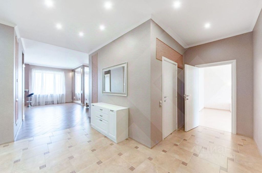 m. Smolenskaya: Apartment, 4-rooms