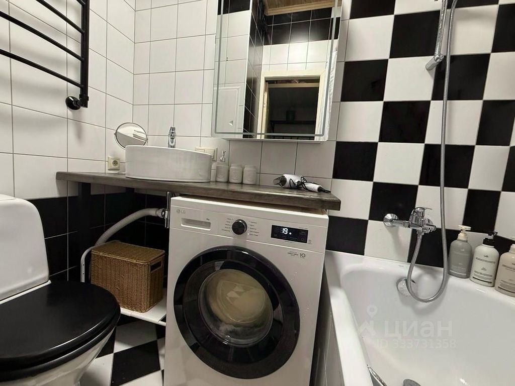 m. Sportivnaya: Apartment, studio