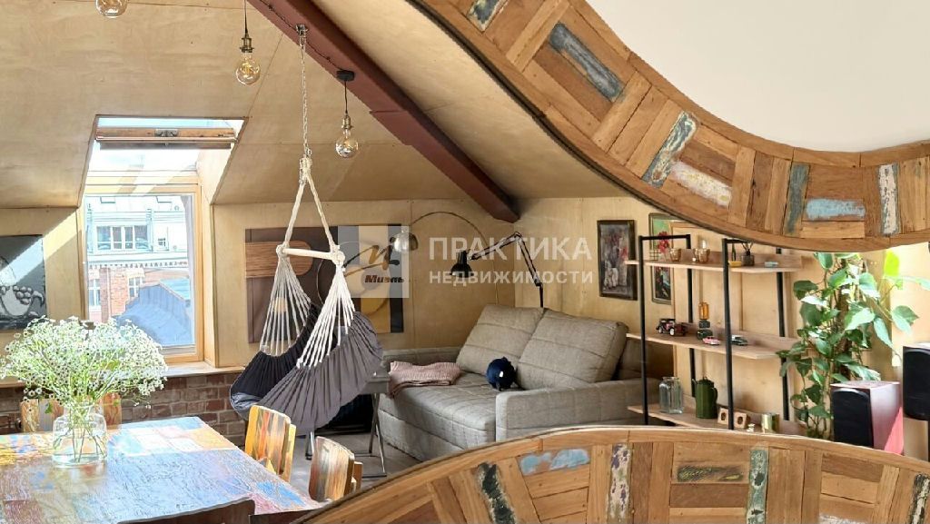 m. Verkhnie Kotly: Apartment, 3-rooms