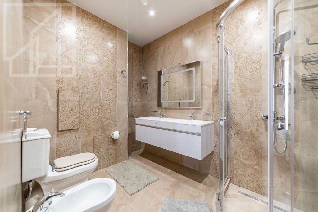 m. Aeroport: Apartment, 5-rooms