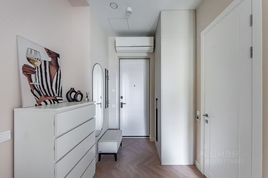 m. Krasnopresnenskaya: Apartment, 2-rooms