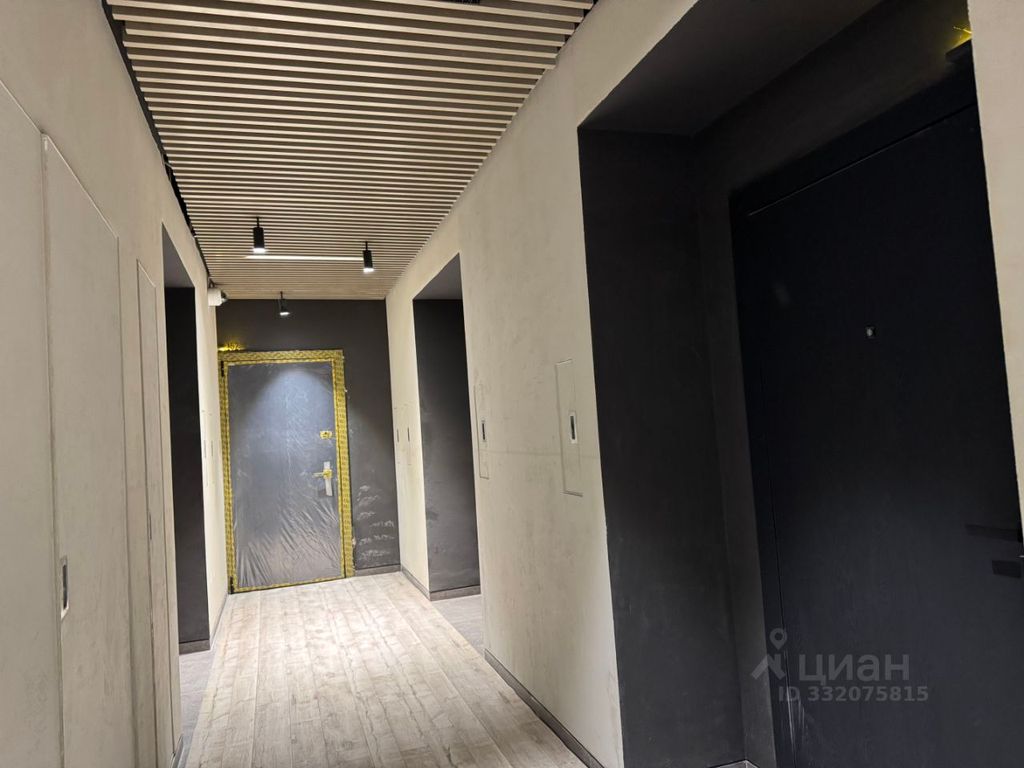 m. ZIL: Apartment, studio