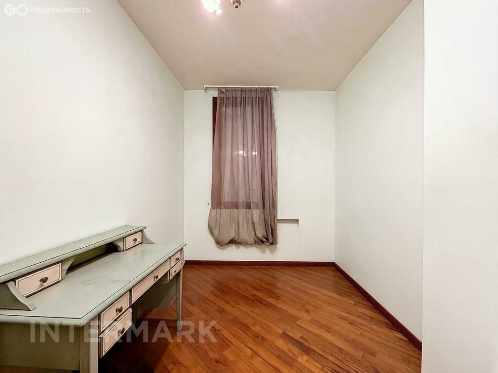 m. Tsvetnoy bulvar: Apartment, 3-rooms