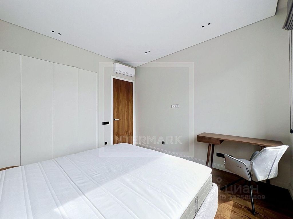 m. Shelepikha: Apartment, 2-rooms