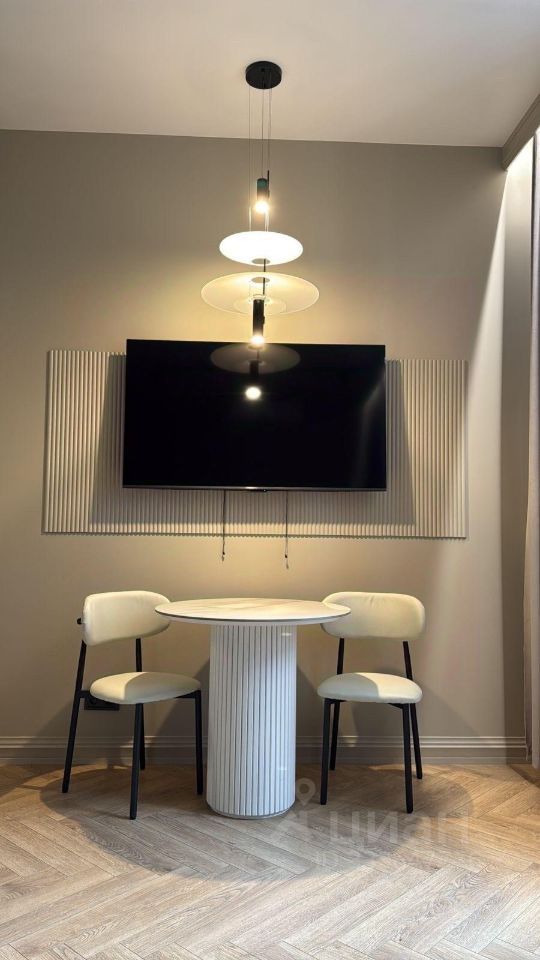 m. Shelepikha: Apartment, studio