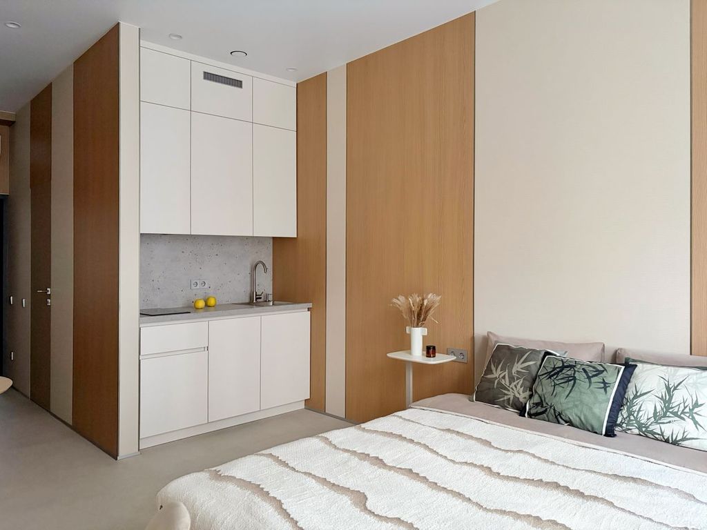 m. Kalitniki: Apartment, studio