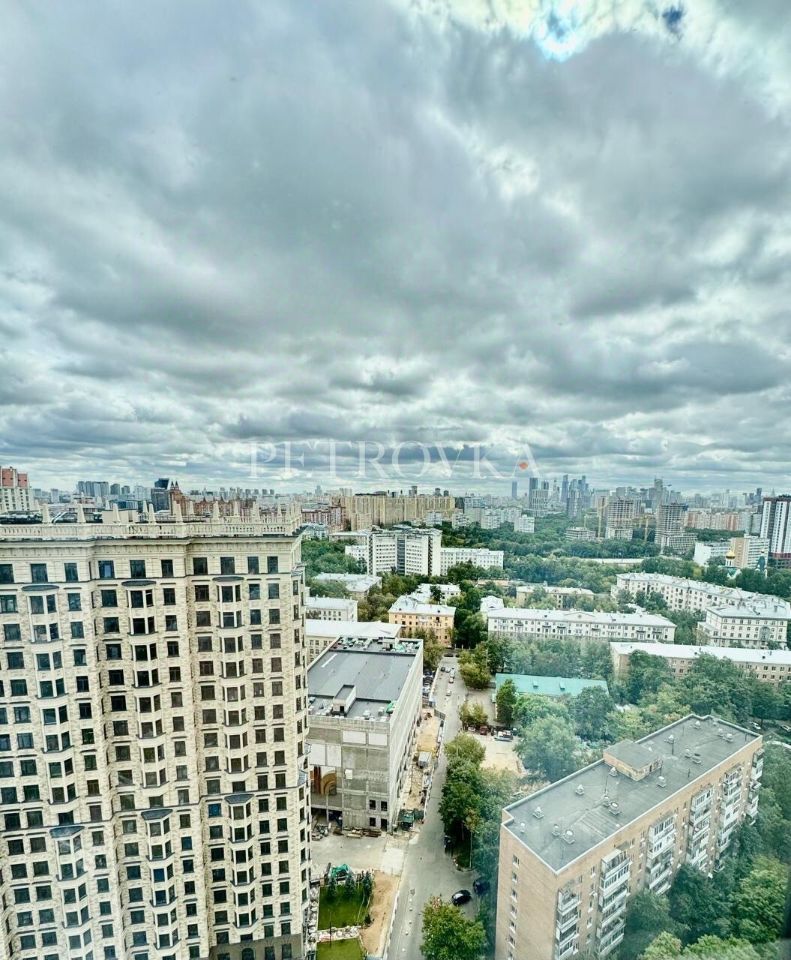 m. Oktyabrskoe pole: Apartment, 2-rooms