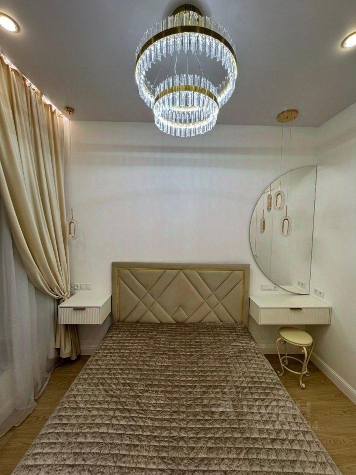 m. Narodnoe Opolchenie: Apartment, 2-rooms
