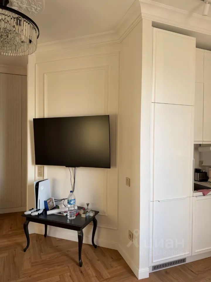 m. Tekhnopark: Apartment, 2-rooms