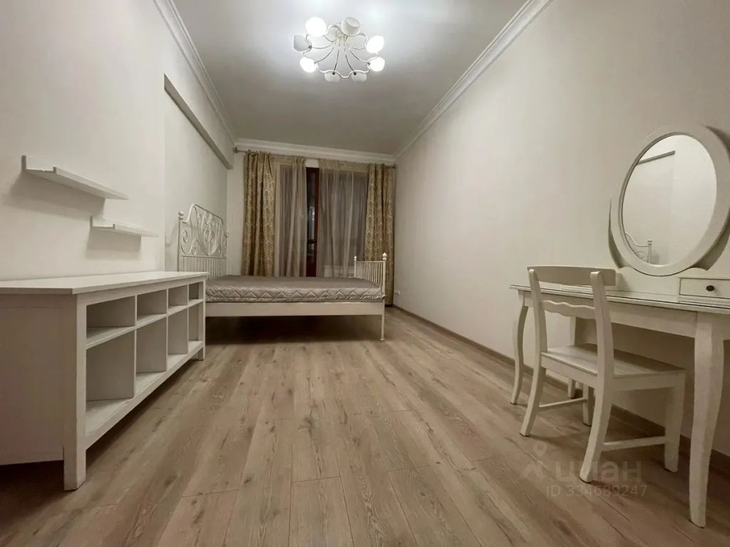 m. Minskaya: Apartment, 2-rooms