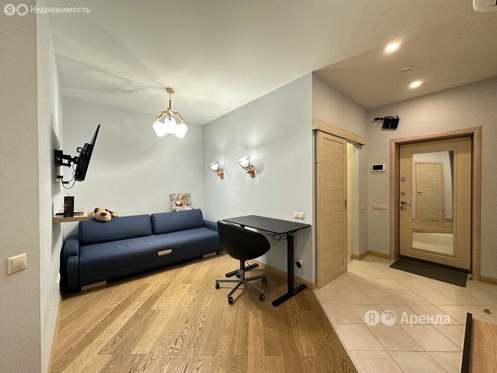 m. ZIL: Apartment, 1-rooms