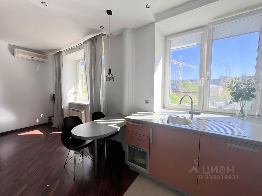 m. Kievskaya: Apartment, studio