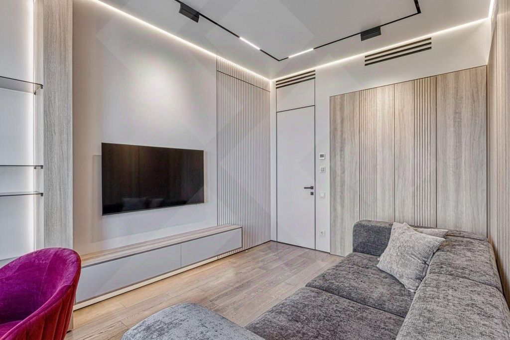 m. Trikotazhnaya: Apartment, 3-rooms