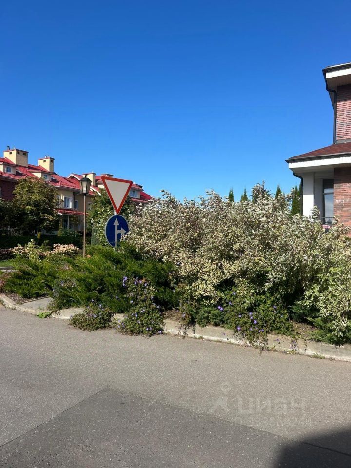 m. Pyatnitskoe shosse: Apartment, 3-rooms