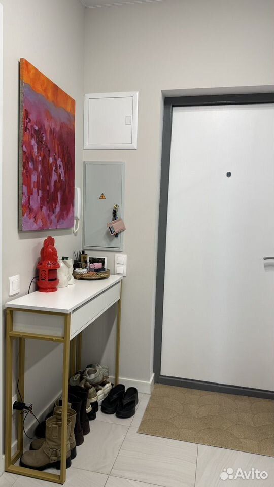 m. ZIL: Apartment, 1-rooms