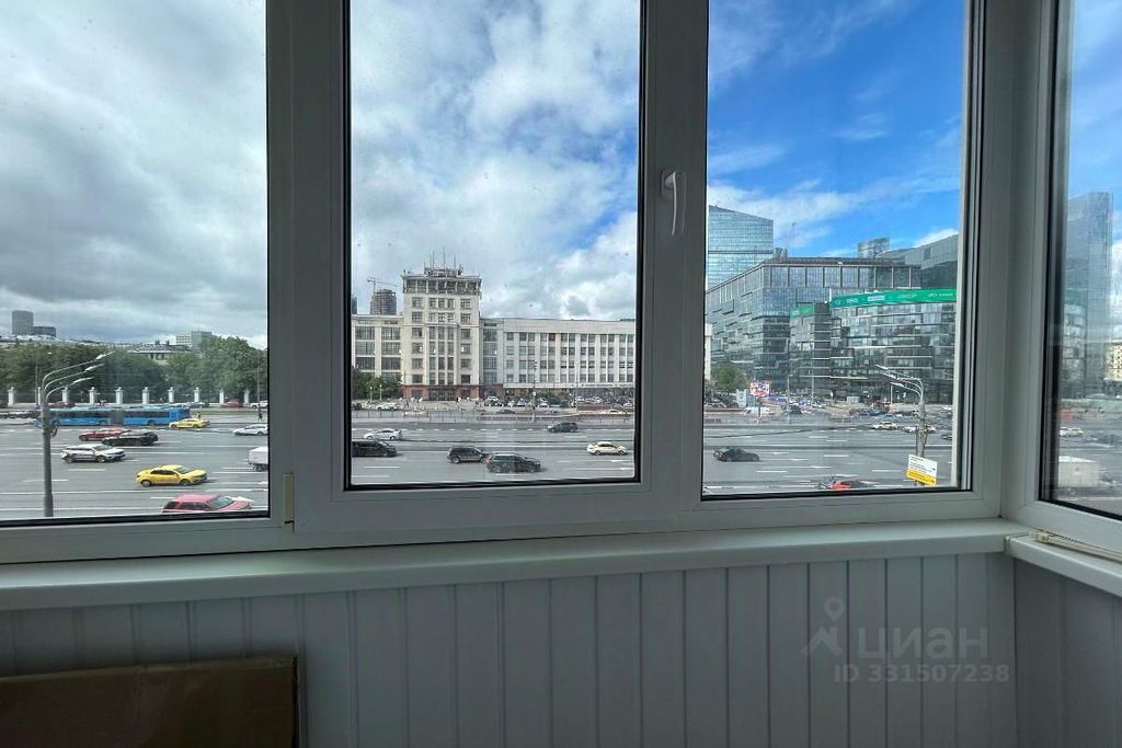 m. Kutuzovskaya: Apartment, 2-rooms