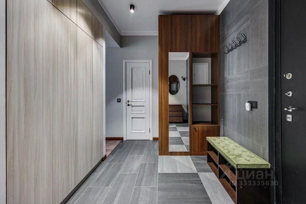 m. Ulitsa 1905 goda: Apartment, 2-rooms
