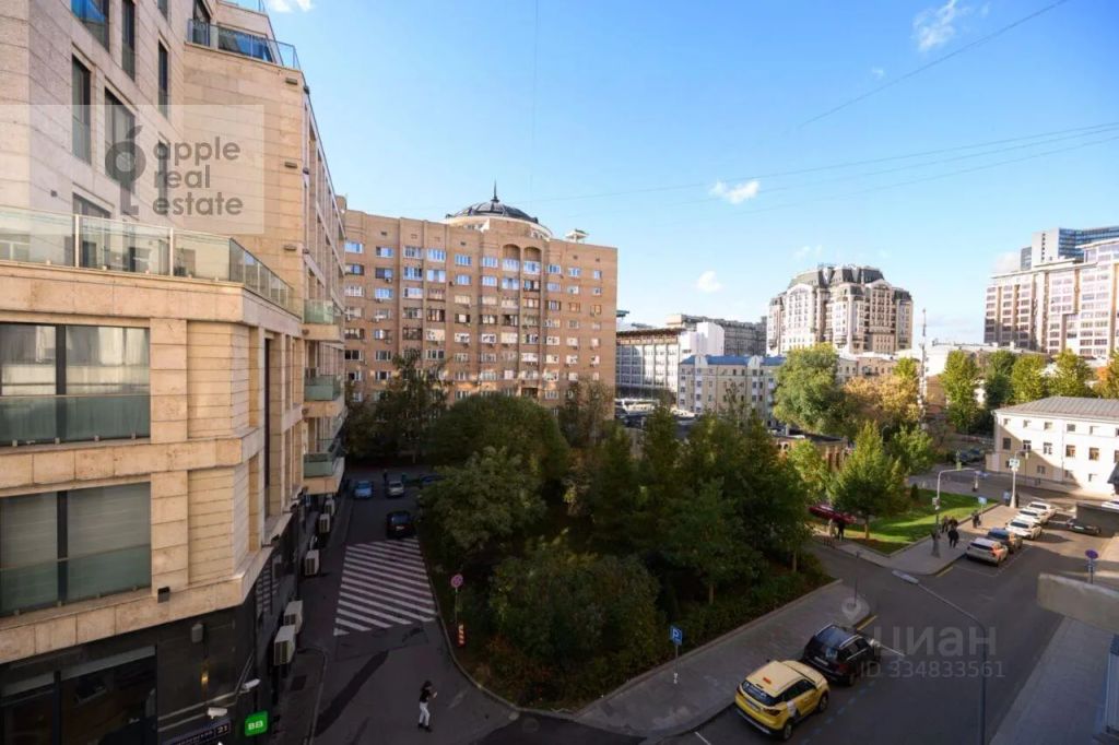 m. Smolenskaya: Apartment, 3-rooms