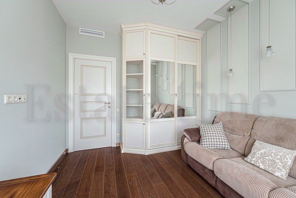 m. Serpukhovskaya: Apartment, 3-rooms