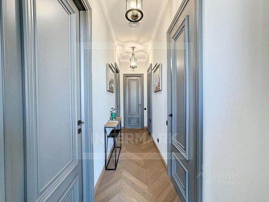 m. Mendeleevskaya: Apartment, 4-rooms