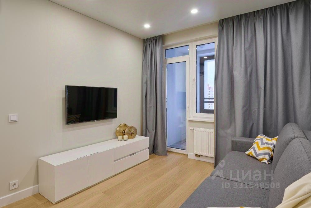 m. Oktyabrskoe pole: Apartment, 1-rooms