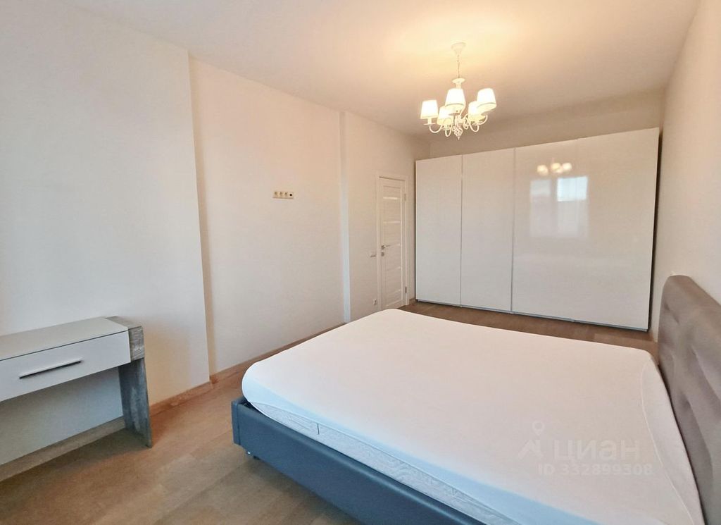 m. Ulitsa 1905 goda: Apartment, 2-rooms