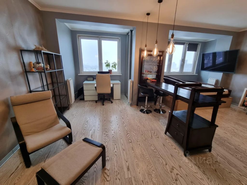 m. Rabochy Poselok: Apartment, studio