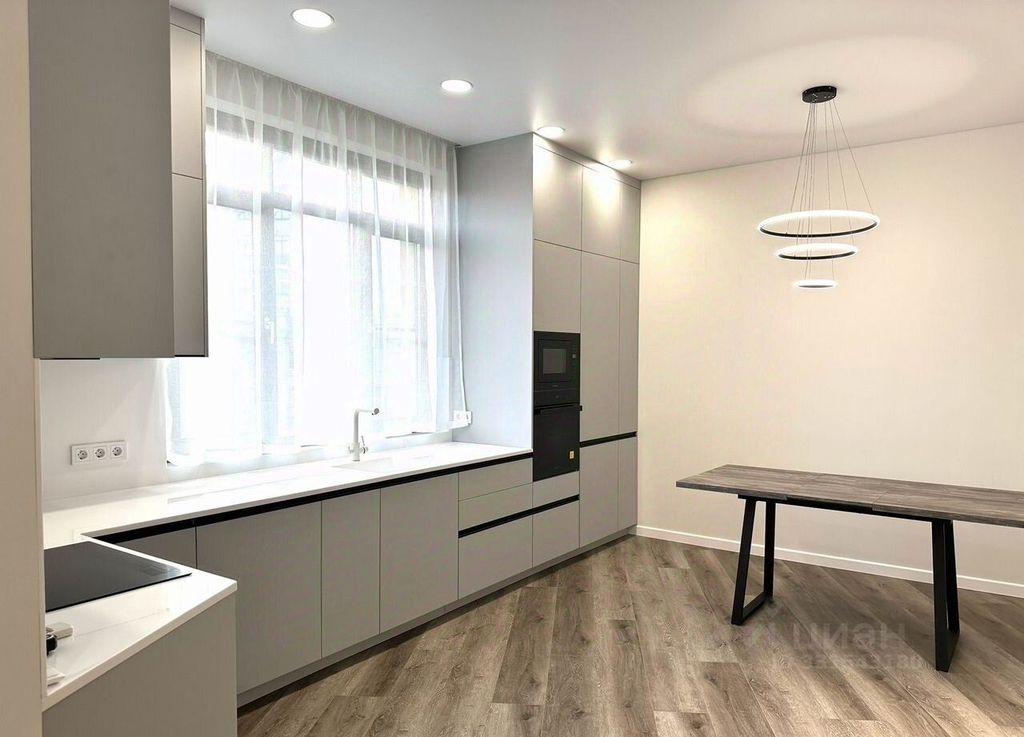 m. Novoslobodskaya: Apartment, 3-rooms