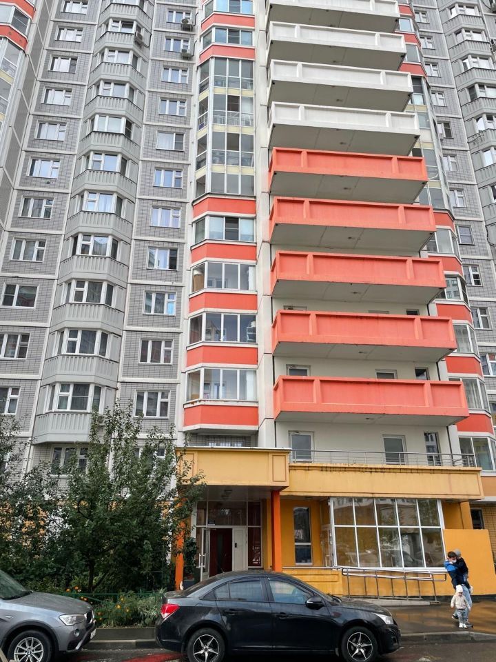 m. Levoberezhnaya: Apartment, 2-rooms