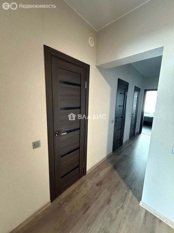 m. Lukhmanovskaya: Apartment, 2-rooms