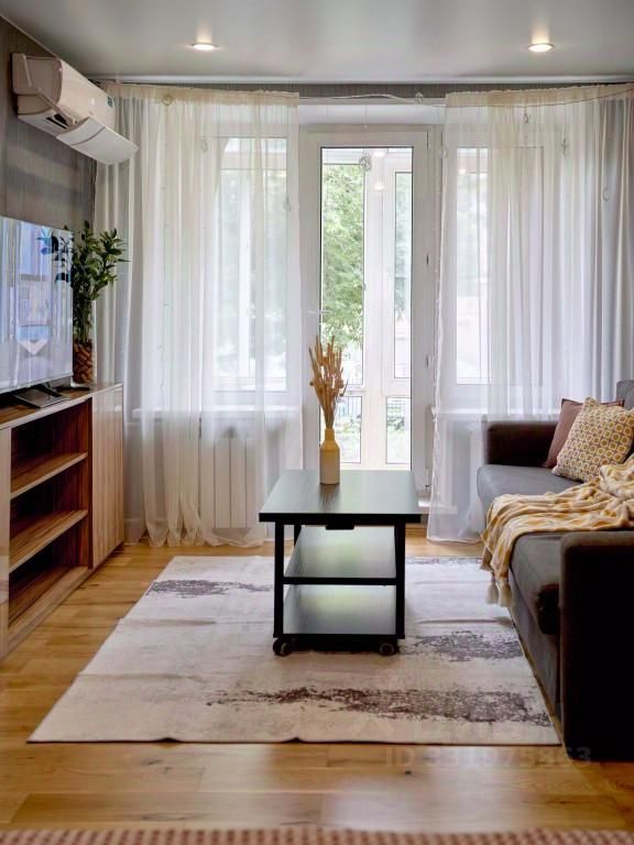 m. Tretyakovskaya: Apartment, 1-rooms
