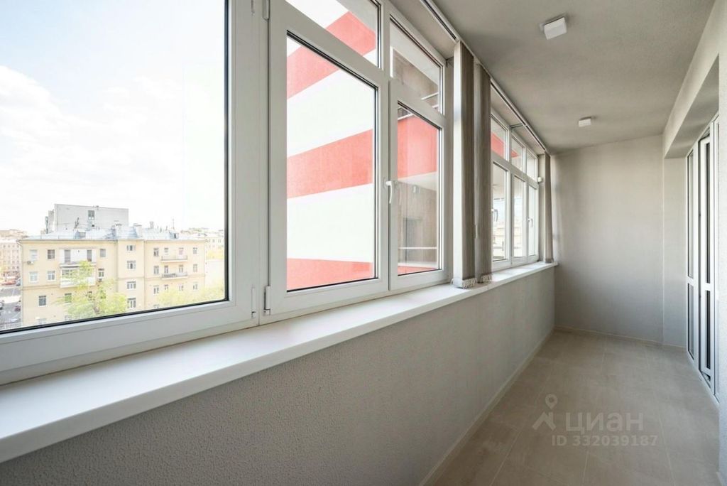 m. Smolenskaya: Apartment, 3-rooms