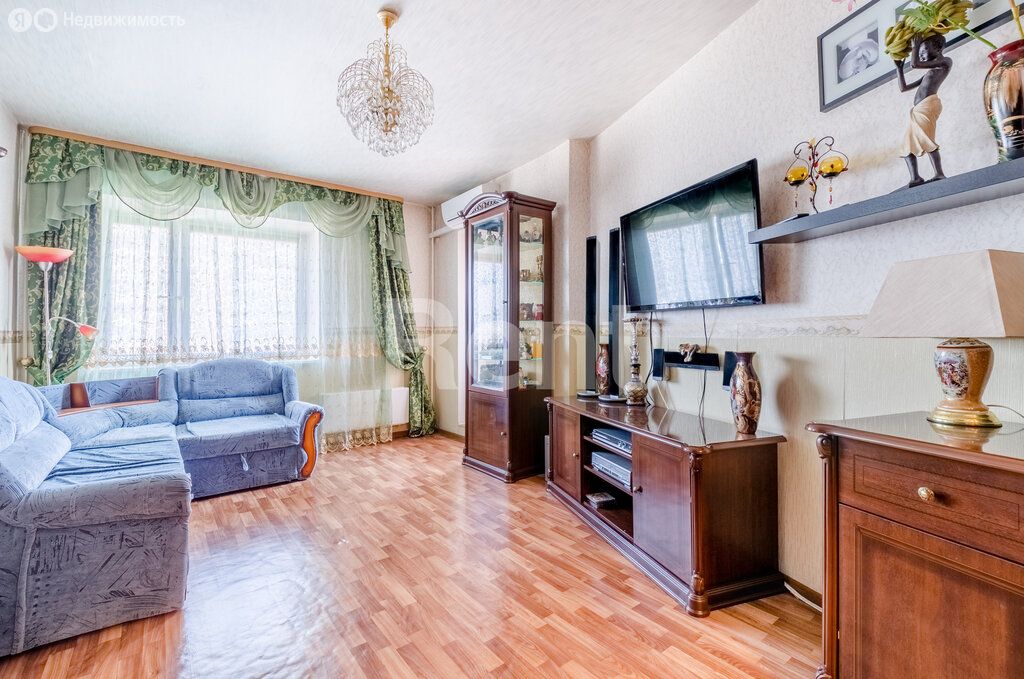 m. Ulitsa 1905 goda: Apartment, 1-rooms