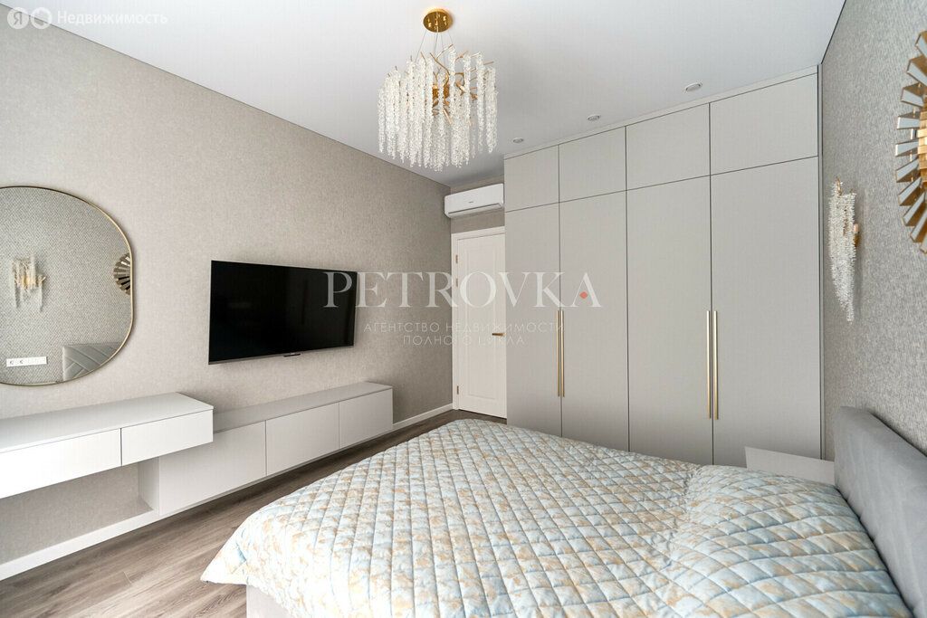 m. Mendeleevskaya: Apartment, 2-rooms