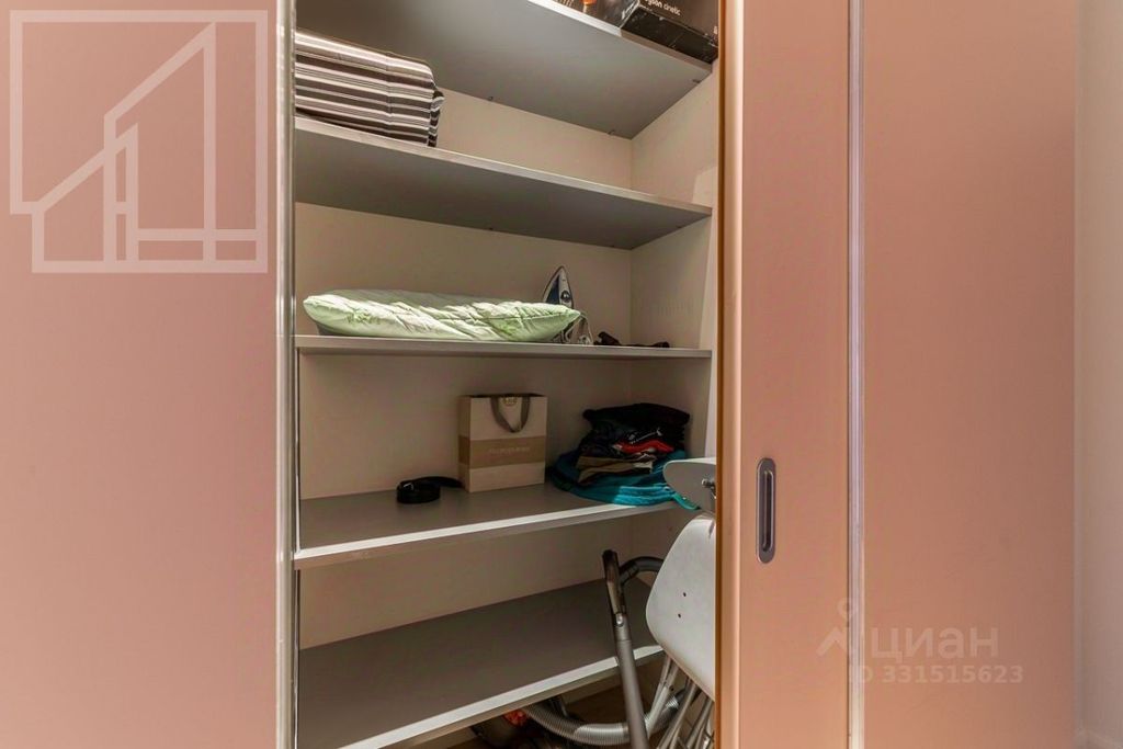 m. Prospekt Vernadskogo: Apartment, 3-rooms