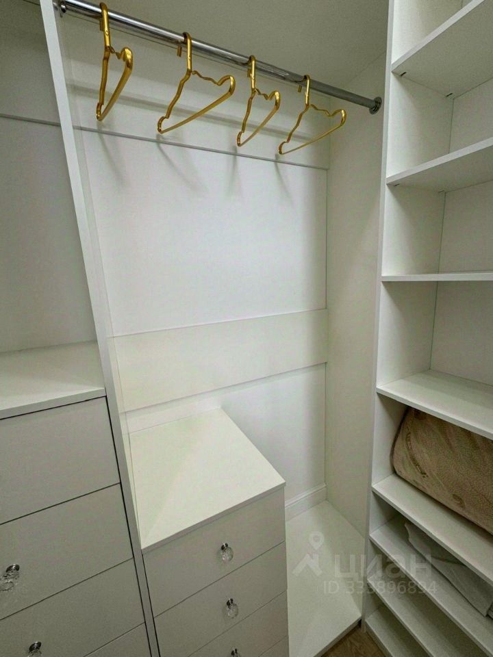 m. Narodnoe Opolchenie: Apartment, 2-rooms