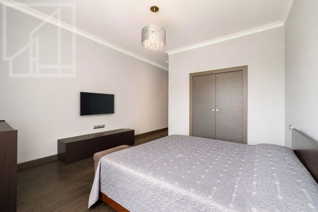 m. Krasnye vorota: Apartment, 3-rooms