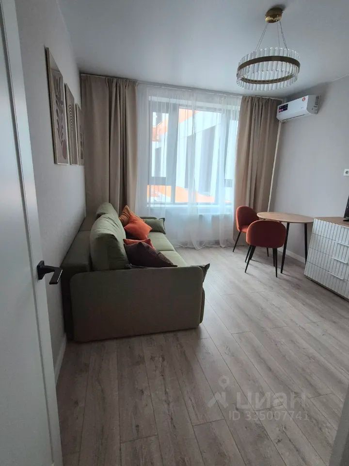 m. Strogino: Apartment, studio