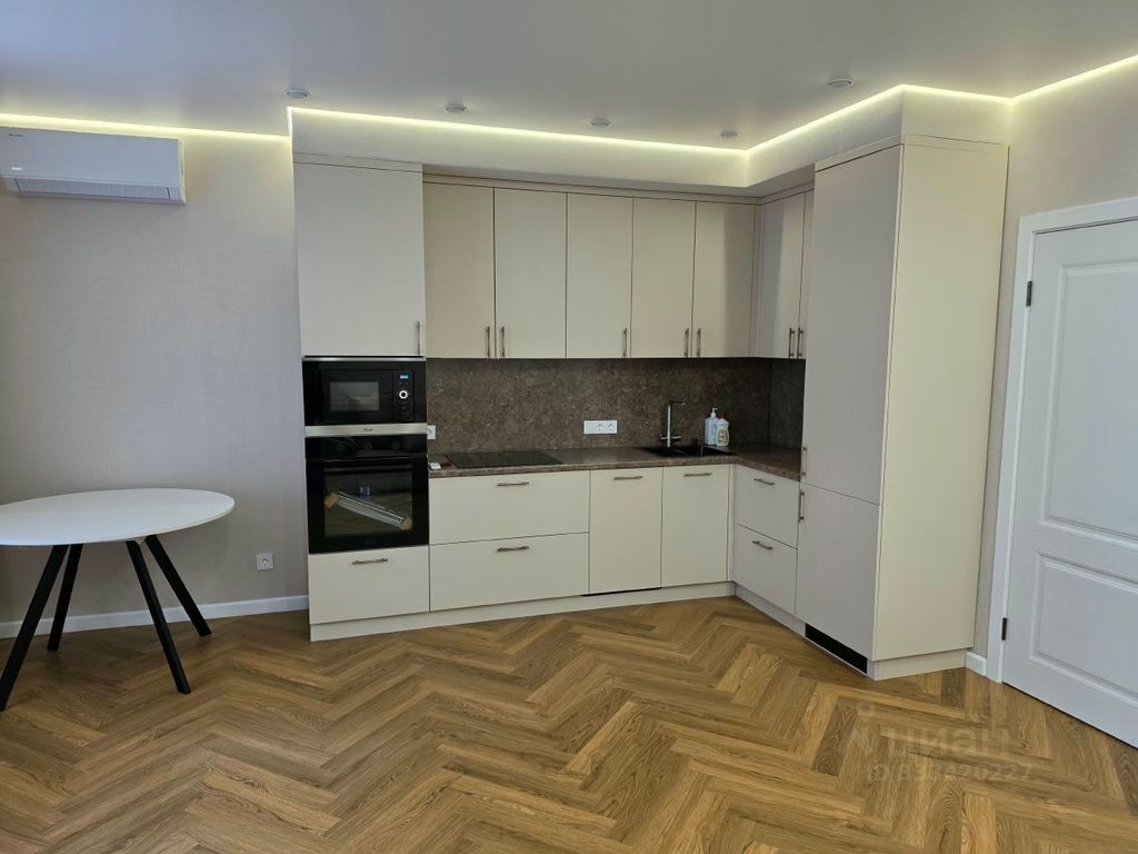 m. Molzhaninovo: Apartment, 2-rooms